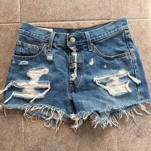 Levi’s 501 Distressed Blue Denim Shorts Size 25